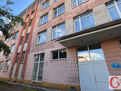 У Житомирі виявили порушення прав переселенців: люди платили за безкоштовне житло