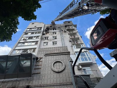 У Дніпрі росіяни вдарили по будинку, постраждали діти: оголошено жалобу