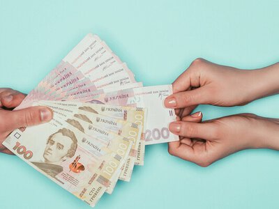 Чи можна заразитися хворобами через гроші: лікарі оцінили ризики
