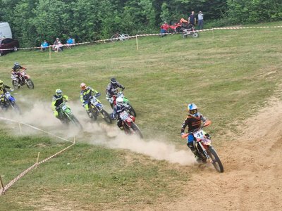 В Іршаві провели чемпіонат з мотокросу на підтримку ЗСУ (ФОТО)