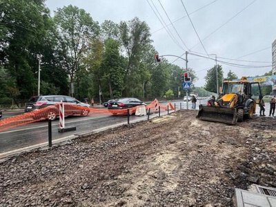 Під асфальтом — історія: як Львів зберігає бруківку, приховану ще за радянських часів