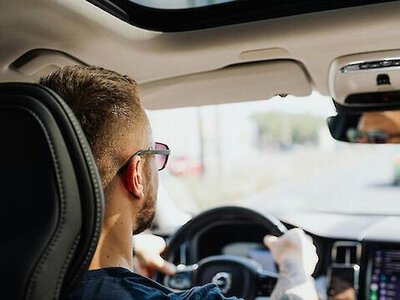 Паперові та ламіновані водійські права краще замінити: що кажуть у МВС України