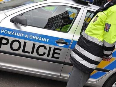 Полиция Чехии арестовала украинца по подозрению в мошенничестве с гуманитарными выплатами