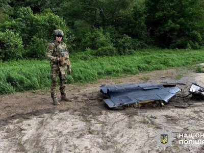 Вибухотехніки поліції Вінниччини продовжують виявляти частини ворожих ракет та БпЛА після минулих атак