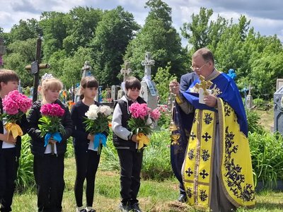 У Демидівці спільною молитвою вшанували пам’ять воїнів УПА та сучасних захисників України