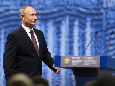 У Санкт-Петербурзі в перший день економічного форуму масово вимкнули мобільний інтернет, – ЦПД