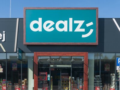  Польська Pepco Group продала мережу дискаунтерів Dealz у Польщі за 1 злотий 