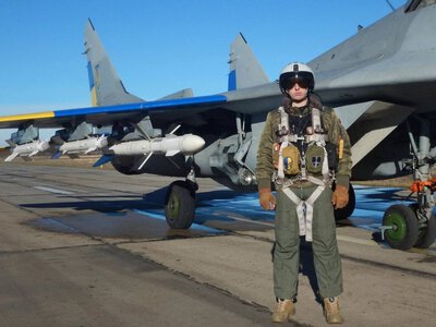 За добу на фронті відбулося 279 бойових зіткнень