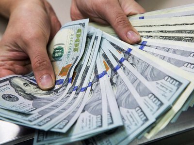 Більше не в долари: куди інвестують найбагатші родини планети