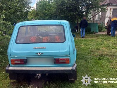 На Хмельниччині 82-річний водій «Ниви» в’їхав у паркан: травмувалися дві 78-річні пасажирки