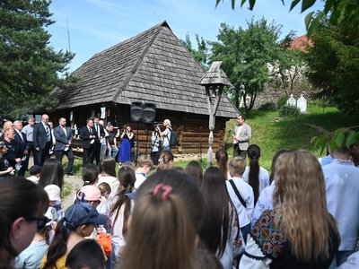 «707 маленьких життів, які не встигли вирости»: на Закарпатті вшанували пам’ять дітей, загиблих через війну