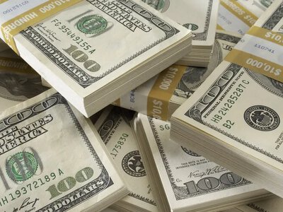 Розкрадання грантів на Чернігівщині: директорці загрожує відповідальність