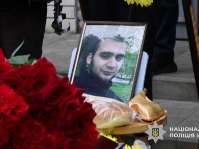 У Нікополі попрощалися із загиблим поліцейським Богданом Монаховим