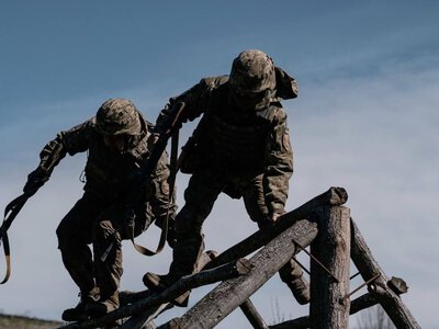 Вісім військових частин втратили право самостійно проводити БЗВП, – Сирський