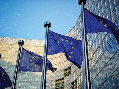 ЄС спростовує інформацію про зняття Угорщиною вето на виділення 6,6 млрд євро з Європейського фонду миру