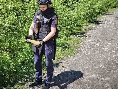 Біля дороги на Драгобрат виявили мінометну міну часів Другої світової війни (ФОТО)