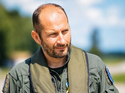 Загиблий командир ескадрильї 40-ї БрТА, пілот Валентин “Бджоляр” Коренчук отримав звання Героя України посмертно