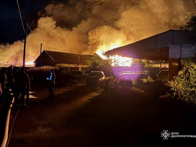 Ворог обстріляв Дніпропетровщину, загинула жінка і є поранені