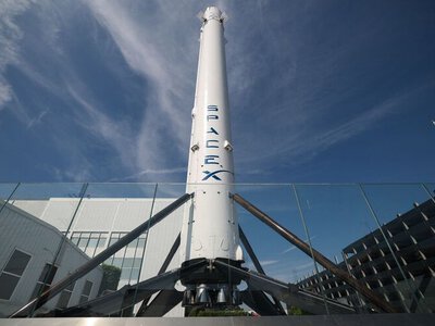 S&P 500 залишається закритим для SpaceX: правила включення до індексу залишено без змін