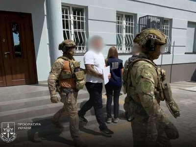 Незаконні затримання та катування людей: Посадовців Ужгородського ТЦК затримали