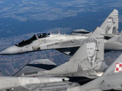 Польща тимчасово обмежить польоти біля кордонів з Україною та Білоруссю