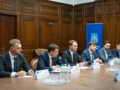 Генпрокурор Кравченко розраховує на допомогу ФБР у розширенні доказової бази щодо агресії рф