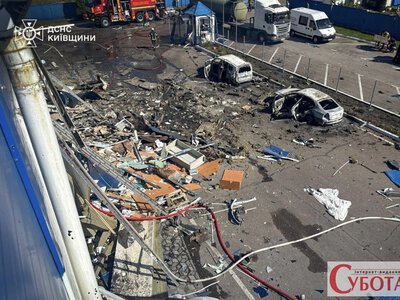 Росія атакувала завод дитячого харчування під Києвом, є загиблі та поранені