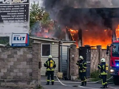 Пожежу в гаражі ліквідували у Рівному