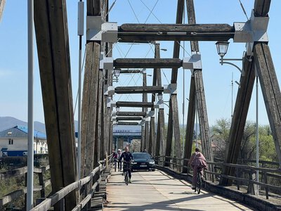 На кордоні з Румунією у Солотвині продовжили обмеження руху