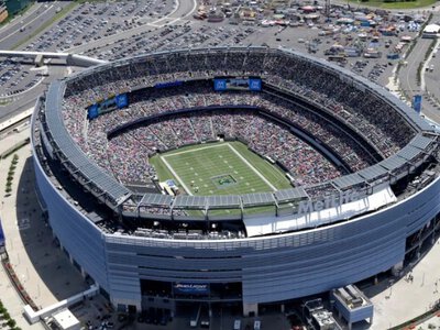 Газон замість синтетики: як NFL-стадіони готуються до ЧС-2026