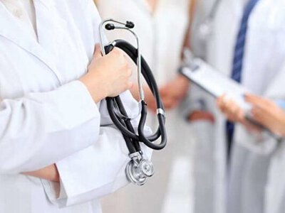 Уряд розширив програму виплат для молодих лікарів: що змінилося
