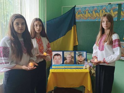 Ніхто не забутий: куточок пам’яті Героїв з’явився в гімназії у Швайківській громаді