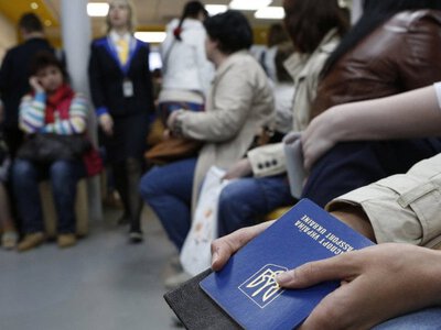 Уряд спрощує повернення молоді з тимчасово окупованих територій