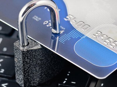 Банки посилили фінмоніторинг: які перекази тепер можуть заблокувати картку