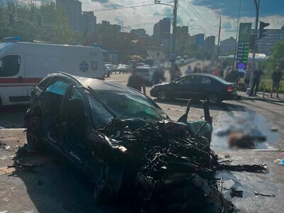 Чотири людини загинули, ще троє отримали поранення: з'явилось відео моменту моторошної ДТП у Києві