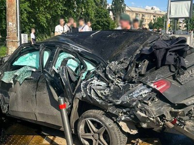 У Києві автомобіль на швидкості влетів у пішохідну зону, є загиблі