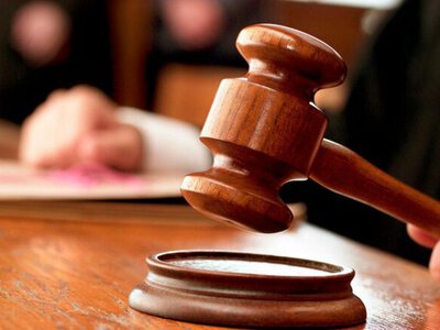 У Києві чоловіка засудили до 10 років за зґвалтування двох підлітків: прокуратура вимагає суворішого покарання