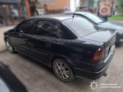 Перебігала дорогу поза межами пішохідного переходу: у Франківську 8-річна дівчинка важко травмувалась внаслідок ДТП