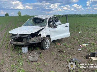 На Миргородщині перекинувся Volkswagen: водій за кермом був п’яний