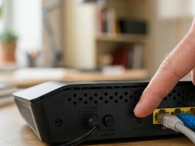 Як часто перезавантажувати роутер: чи потрібно це взагалі