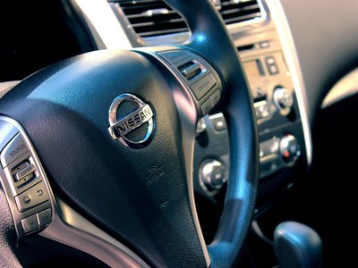 Nissan відкликає понад 51 тисячу кросоверів: у водіїв раптово гасне панель приладів