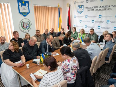 Опалювальний сезон, харчування у школах та медицина: Тарас Пастух провів зустрічі з головами громад