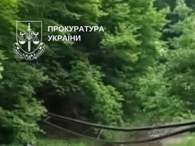 На Буковині розслідують обвал мосту, на якому перебували понад 30 дітей