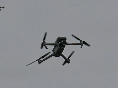 Двоє людей травмовані після атаки дронів РФ на Центральний район Херсона