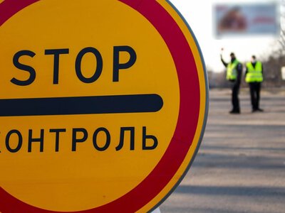 У Хмельницькому таксист, тікаючи від правоохоронців, збив працівника ТЦК
