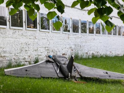 У Софії Київській відкрили фотовиставку «Яструбів» із фронтовими кадрами