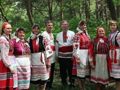 Родинний спів із Рівненщини: традиція, теми та виконавці
