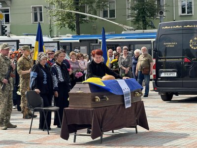 У Рівному попрощалися із двома військовими (ФОТО)