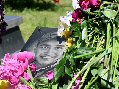 У Монастирищенській громаді відкрили меморіальну дошку на честь полеглого на війні Героя