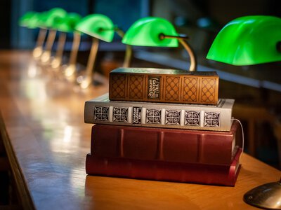 Загублена манжета, масове ураження і клан Кеннеді – 5 книг про те, як керувати увагою